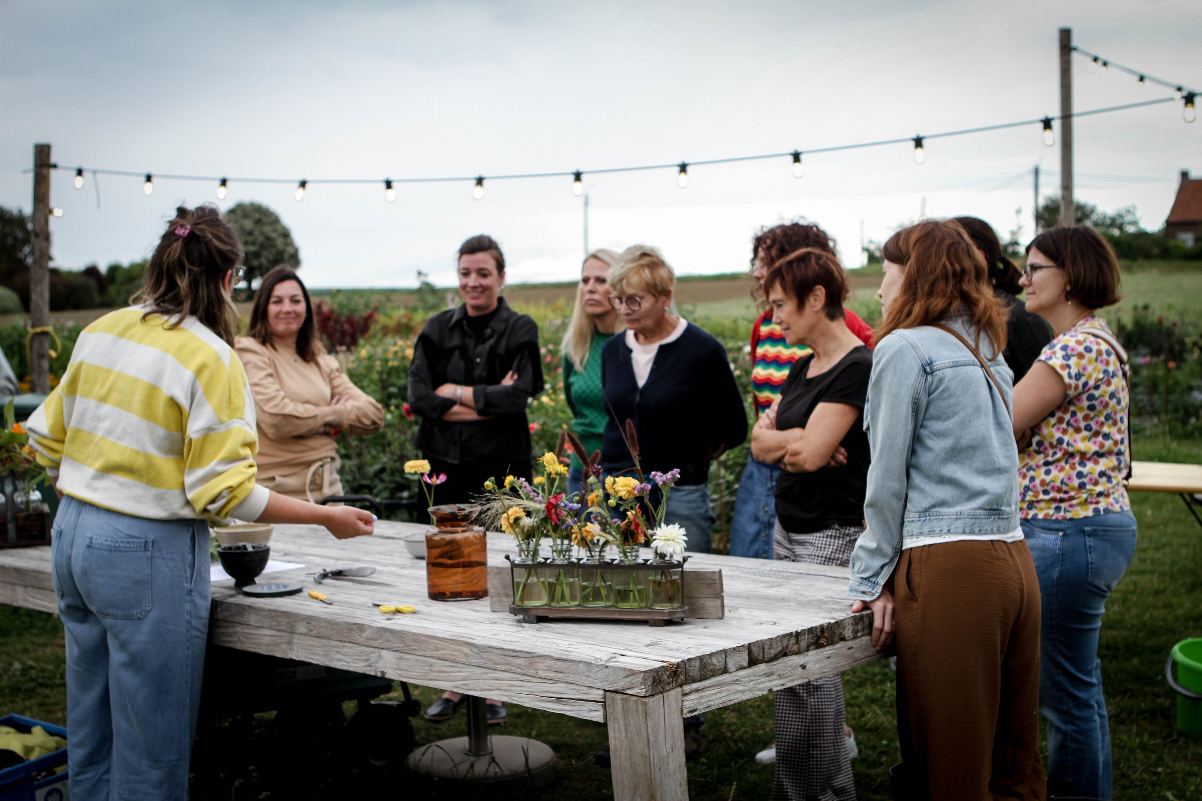 Natuurlijk schikken op het veld